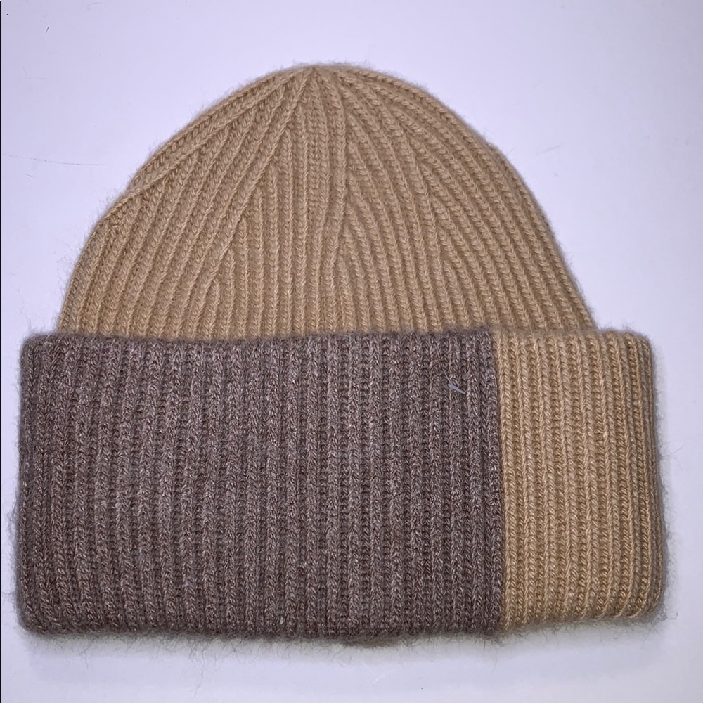 Norla Two-Tone Knit Beanie